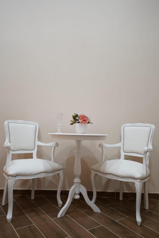La Mimosa B&B เนเปิลส์ ภายนอก รูปภาพ