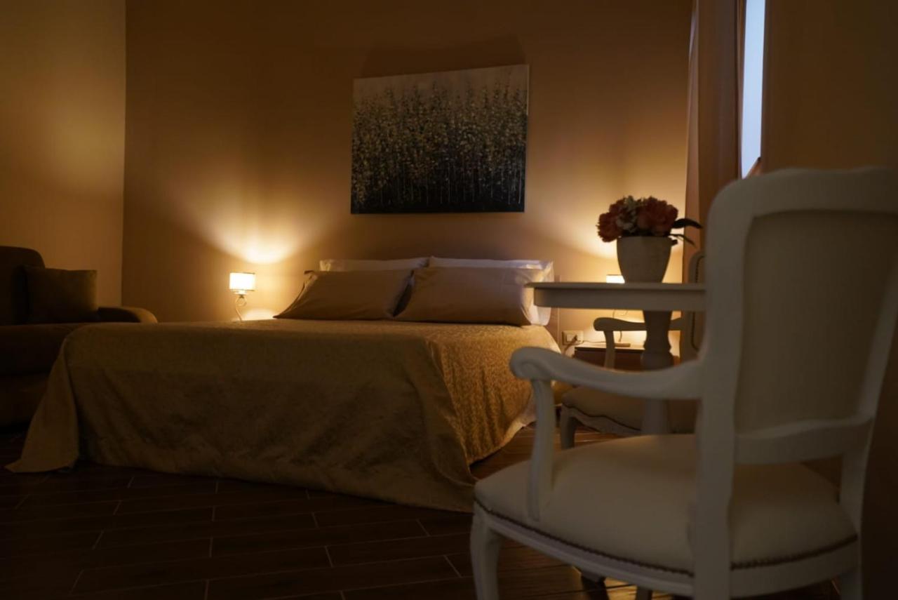 La Mimosa B&B เนเปิลส์ ภายนอก รูปภาพ