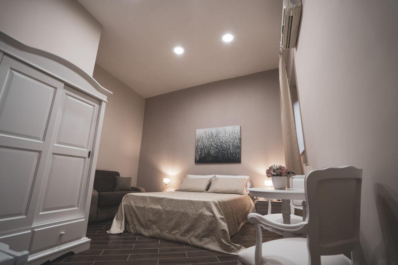 La Mimosa B&B เนเปิลส์ ภายนอก รูปภาพ